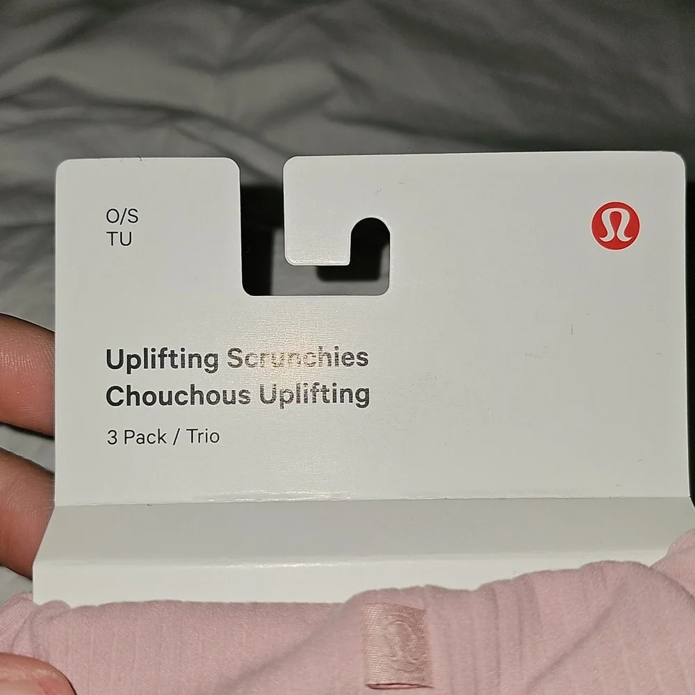 Lululemon Nwts Uplifting Scrunchies!! Gorgeous CHLR/RBCO/PKHZ!!